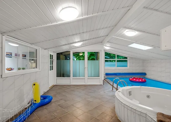 Mena - 10km From The Sea By Interhome Semesterbostad