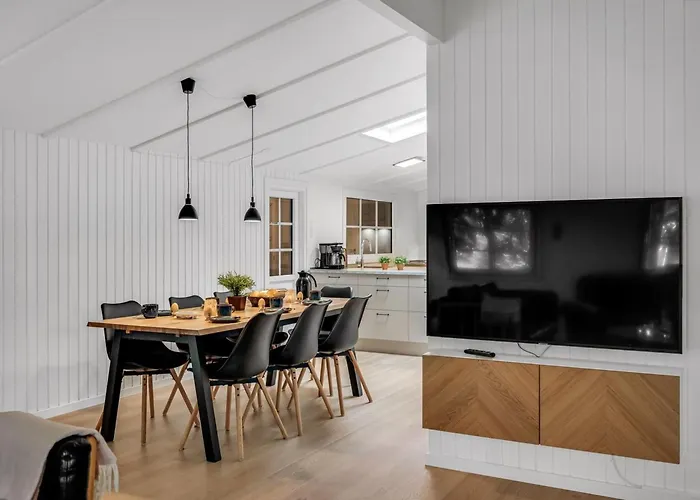 Semesterbostad Mena - 10km From The Sea By Interhome