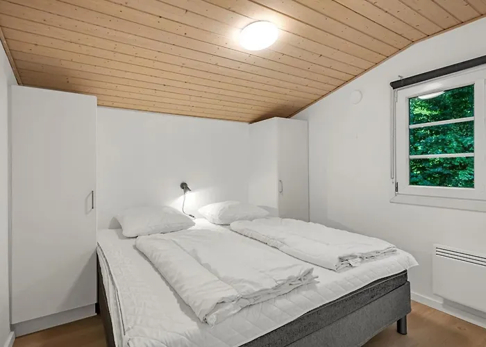 Semesterbostad Mena - 10km From The Sea By Interhome